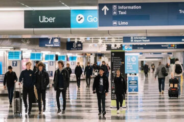 100+ Mẫu câu, từ vựng tiếng anh giao tiếp tại sân bay phổ biến