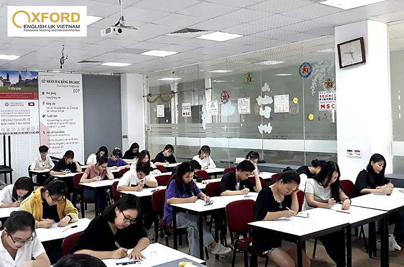 Gioi-thieu-ve-trung-tam-tieng-Anh-Oxford-English-UK-Vietnam