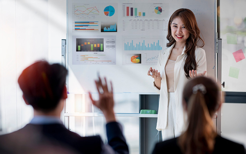 Mau-cau-tieng-anh-dung-trong-cuoc-hop