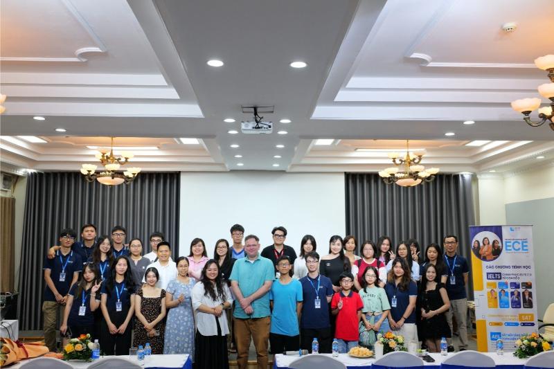 Review chân thực của học viên về trung tâm tiếng Anh ECE