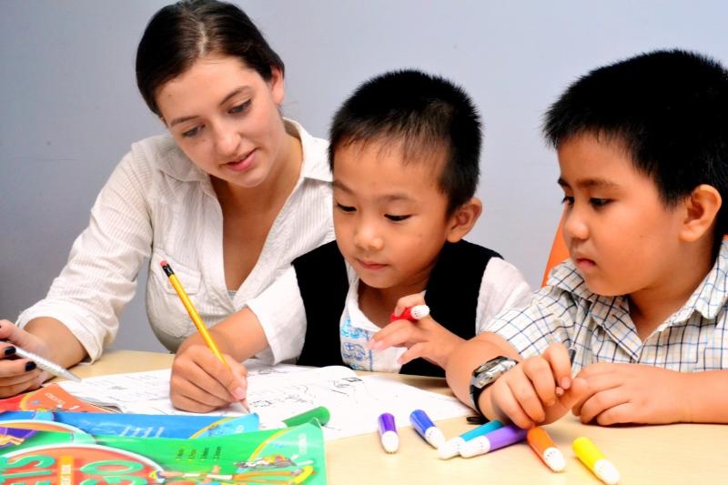 Review trải nghiệm thực tế của học viên khi học tại EIV Education