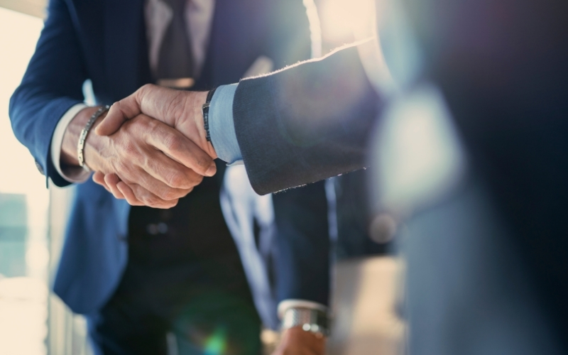 Các lỗi cần tránh khi chào sếp bằng tiếng Anh