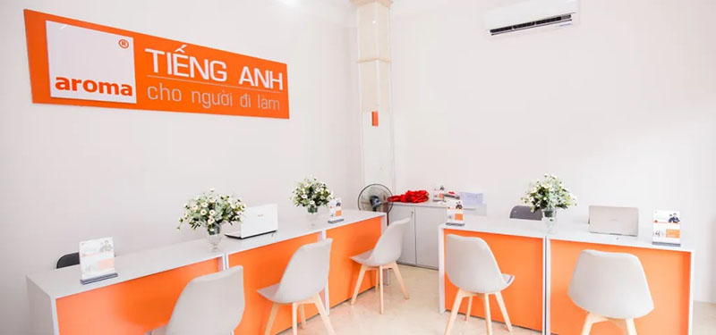 review-trung-tam-tieng-anh-giao-tiep-tphcm-Aroma