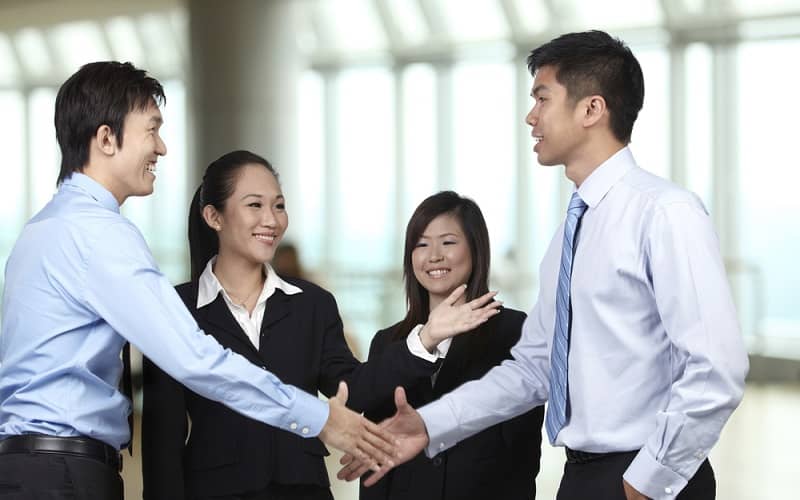 Tu-van-vien-phien-dich-vien