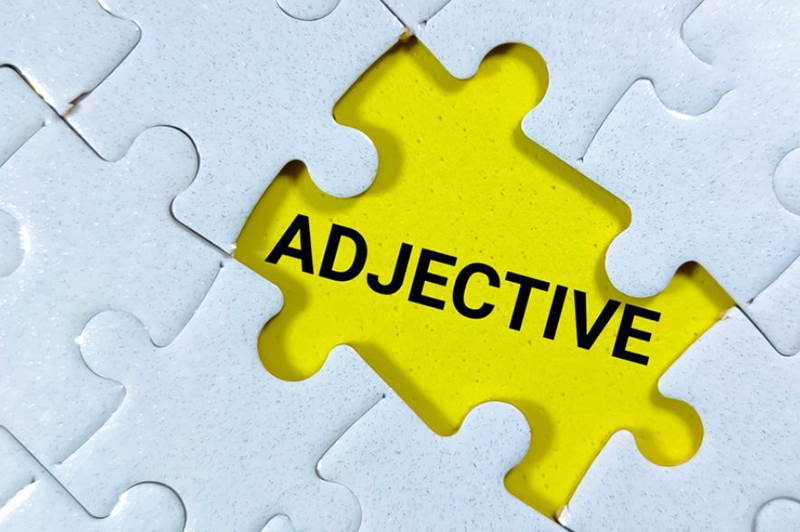 Sau-tinh-tu-la-tinh-tu-Adj-Adj-Noun