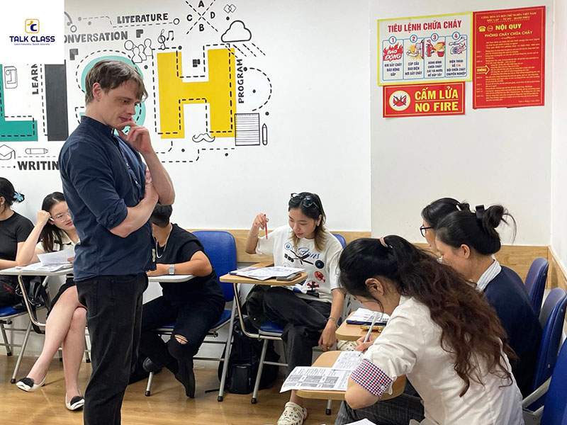 giáo viên nước ngoài phải có bằng cấp