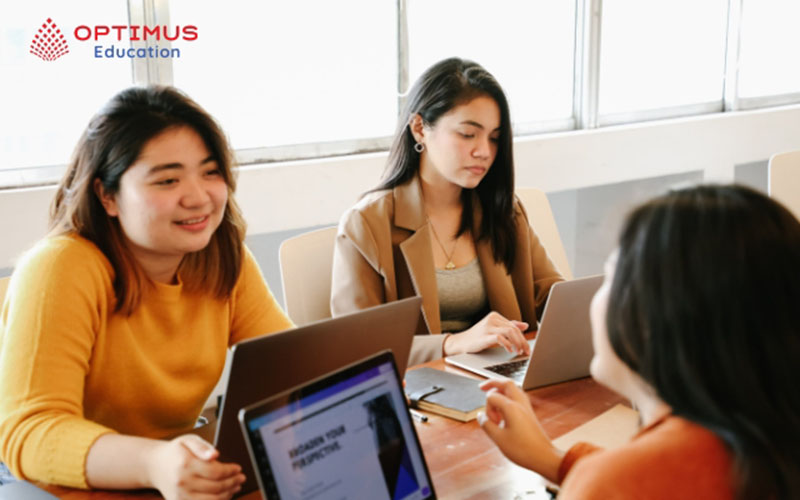 Review-Optimus-Education-truc-tiep-tu-hoc-vien